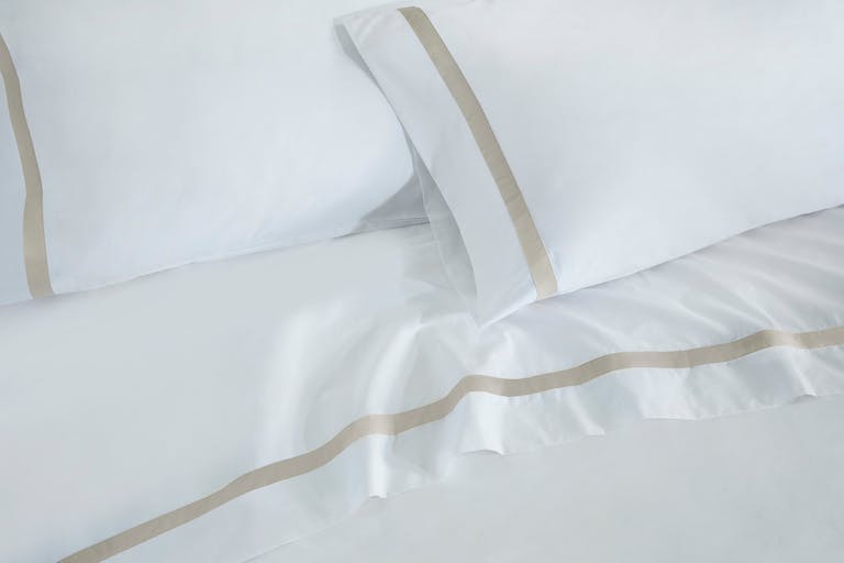 Banded Percale Pillowcase Pair lifestyle close up