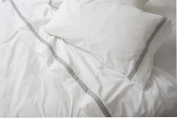 The Banded Percale Pillowcase Pair