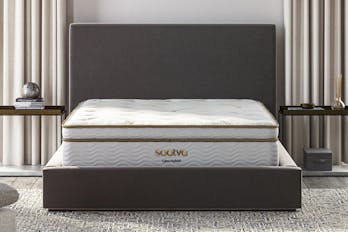 Saatva Latex Hybrid Bundle