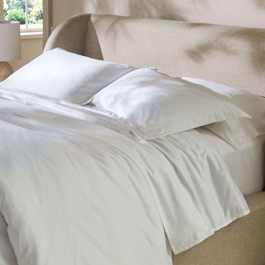 Saatva mattress and sateen cotton sheet set